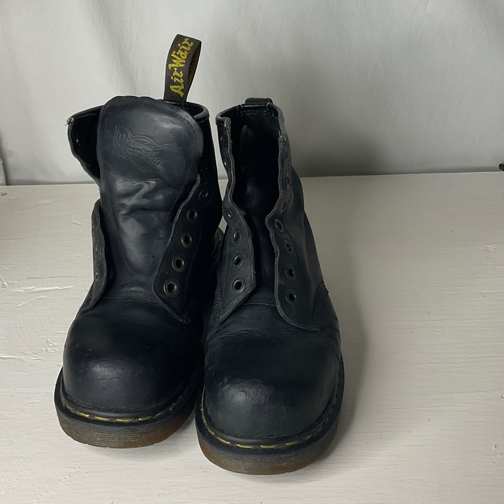Dr. Martens Steel Toe Black Boots 7 hole Heritage pair